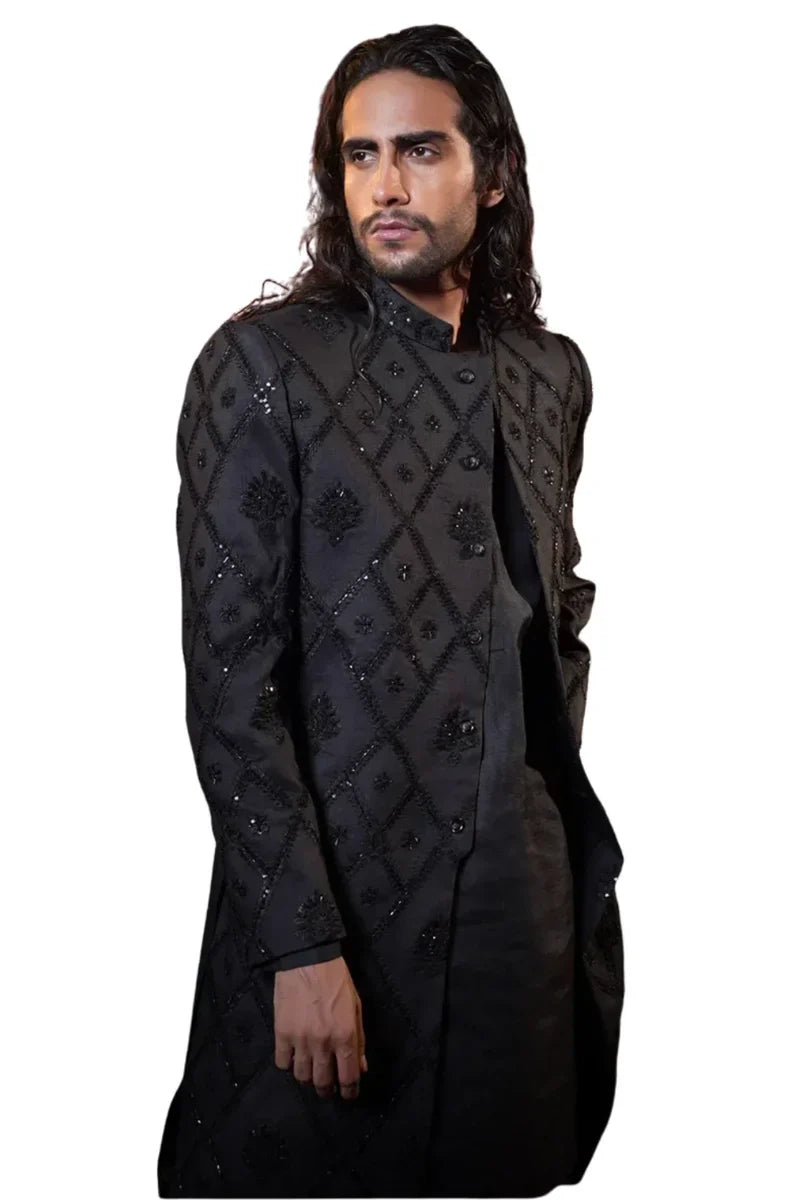 Sarung Sherwani