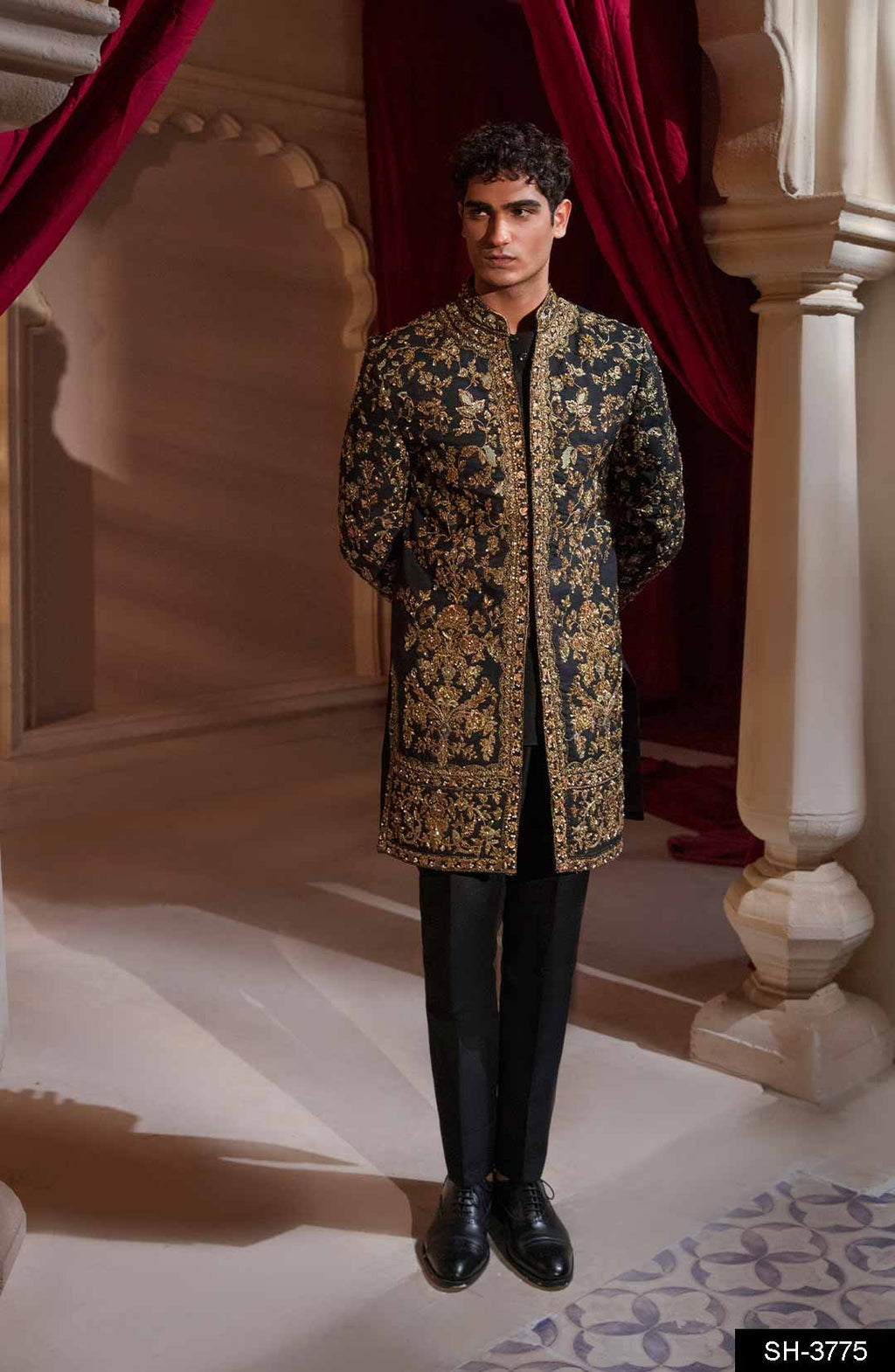Zahhak Sherwani
