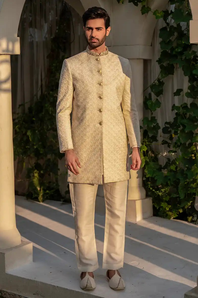Farhet Sherwani