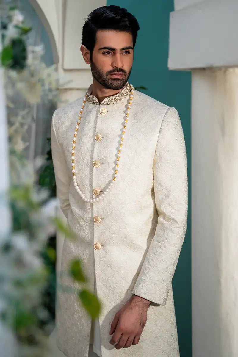 Farhet Sherwani